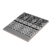 Carreau Motif noir et blanc avec dentelle et patchwork (Côté)