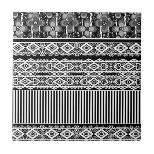 Carreau Motif noir et blanc avec dentelle et patchwork (Devant)