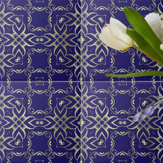 Carreau Motif Royal Bleu Et Or Baroque Orné Marine
