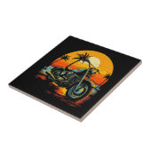 Carreau moto-est garée-plage-avec-palmiers (Côté)