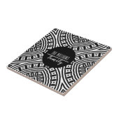 Carreau Nom De Famille Géométrique Noir Et Blanc Moderne (Côté)