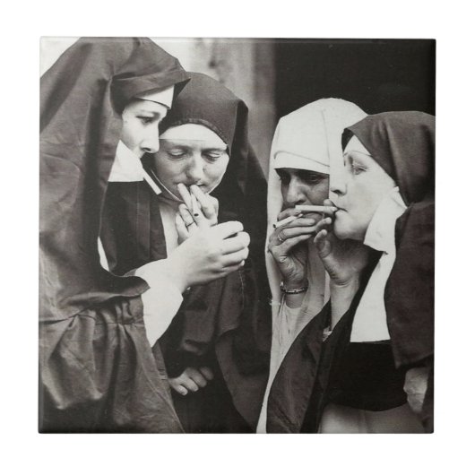 Carreau Nonnes (Devant)
