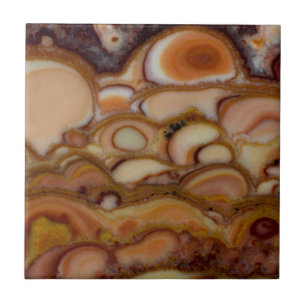 Carreau Onyx à taches brunes