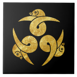 Carreau Or de Kamon de trois Japonais d'oies sur le noir