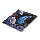 Carreau Papillon dans un jardin fleuri la nuit (Côté)