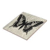 Carreau Papillon noir et blanc sur Arrière - plan fissuré (Côté)