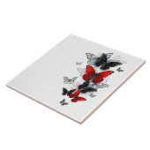 Carreau Papillons noirs et rouges volants (Côté)