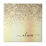 Carreau Parties scintillant d'or Monogramme métallique Nom<br><div class="desc">Gold Faux Foil Parties scintillant à étincelle métallique broyée Monogramme en métal brossé Nom et carreaux en céramique initiale. Cela rend le cadeau parfait pour 16 ans,  mariage,  douche nuptiale,  anniversaire,  baby shower ou bachelorette pour quelqu'un qui aime le luxe glam et les styles chic.</div>