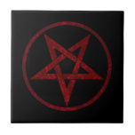 Carreau Pentagram Red Devil<br><div class="desc">Pentagramme rouge,  inversé,  texturé en cercle,  sur arrière - plan noir. Symbole occulte 666</div>