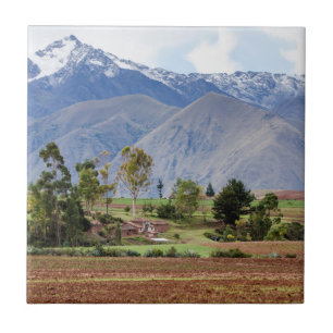 Carreau Pérou, Maras. Paysage au-dessus de la Vallée sacré