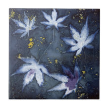 Plancher de forêt lunatique en cyanotype bleu et b
