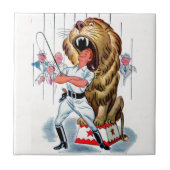 Carreau plus docile de lion des années 1940 et lion (Devant)