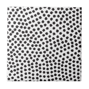 Carreau Points peints en noir et blanc