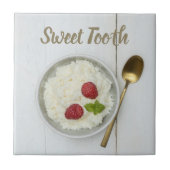 Carreau Pudding de riz à dents sucrées avec dessert de fra (Devant)