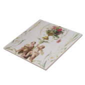 Carreau Putti parmi des butins des fleurs et du feuille (Côté)