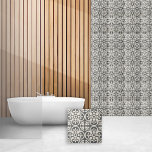 Carreau Quatrefoil décoratif Motif géométrique<br><div class="desc">Un élégant motif de quatrefoil géométrique et moderne pour un arrière-plan de cuisine,  carrelage d'art,  entourage cheminée,  salle de bain et douche. Vous pouvez aussi aimer ce style dans une tuile encadrée ou une boîte de conservation. Gris et blanc fusain.</div>