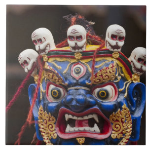 Carreau Représentation de danse masquée au Festival Tshech