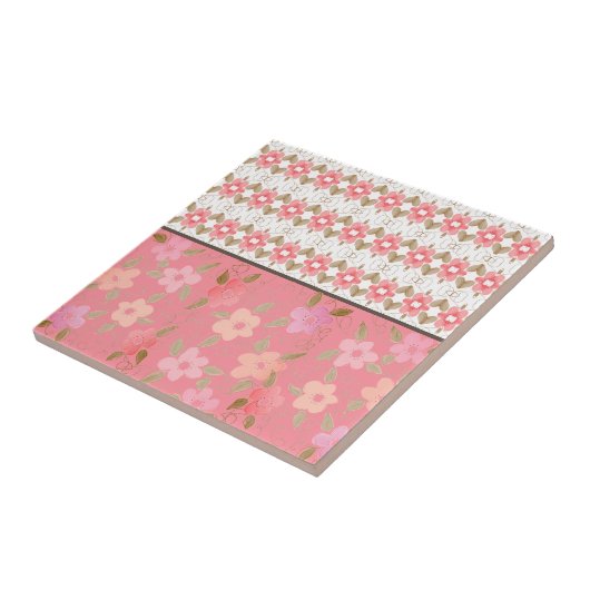 Carreau Rose à la florale de Pêche (Côté)