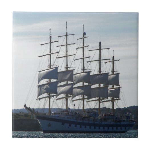 Carreau Royal Clipper sous voile (Devant)