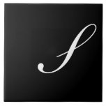 Carreau S Monogramme initial blanc sur noir<br><div class="desc">Lettre blanche classique Monogramme sur Arrière - plan noir, S.</div>