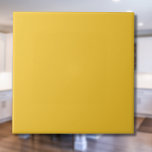 Carreau Saffron couleur uni jaune | Classic Elegant<br><div class="desc">Saffron couleur uni jaune | Classique | Élégant | tendance | Style | Cadeau</div>