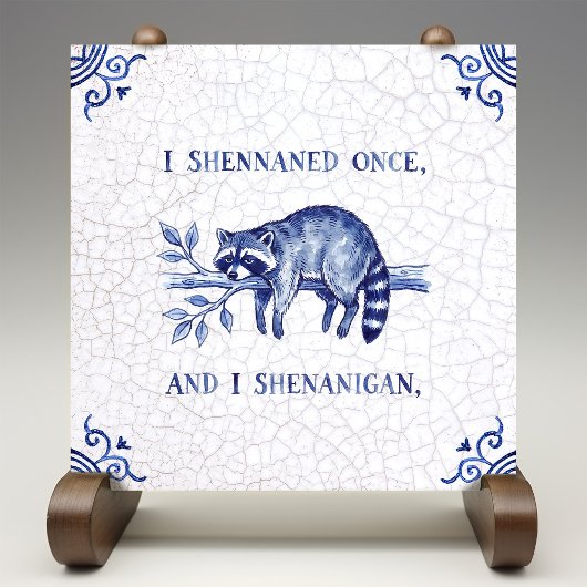 Carreau SHENANIGAN Raccoon Fine Delft Blue Dutch Style