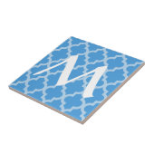 Carreau Sky Blue marocain Moods Quatrefoil avec initial (Côté)