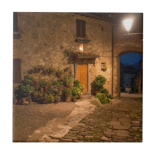 Carreau Soirée dans l'ancienne ville à flanc de colline (Devant)