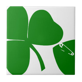 Carreau St Patrick's Day - Obtenez Lucky 3 + 1 feuilles = 