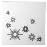 Carreau Starbursts Modernes Du Milieu Du Siècle | Til en c<br><div class="desc">Design d'inspiration moderne du milieu du siècle avec des étoiles rétro vintages dans des tons gris argenté sur un arrière - plan blanc. Design moderne simple et propre.</div>