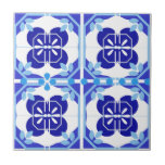 Carreau Style azulejos bleu marine complexe<br><div class="desc">Inspiré par les Azulejos portugais, ces beaux carreaux bleu vif font de superbes arrière-plans pour cuisines et salles de bain. Elles peuvent également être encadrées pour être accrochées aux murs en guise de décoration aux accents.</div>