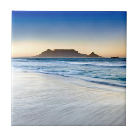Carreau Table Mountain à travers Table Bay (Devant)