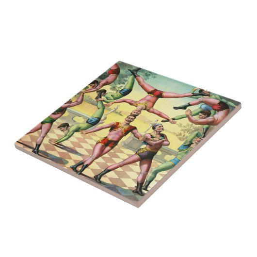 Carreau Treize hommes faisant des acrobaties (Côté)