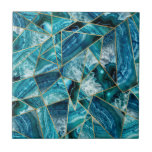 Carreau Triangle géométrique d'or de noir d'agate de bleu<br><div class="desc">Ces triangles modernes et chics de sarcelle d'hiver, de turquoise, de bleu marine, et blanches d'agate de geode de pierre décrites en or imprimé par faux est parfaite pour la personne à la mode et élégante. Sa conception contemporaine et chique est grande pour beaucoup de cadeaux et d'occasions. Appréciez ces...</div>