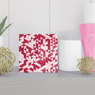 Carreau Triangles géométriques modernes magenta rose blanc