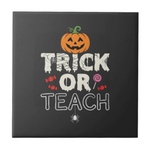 Carreau Trick or Teach Halloween Teacher Design (2)_1