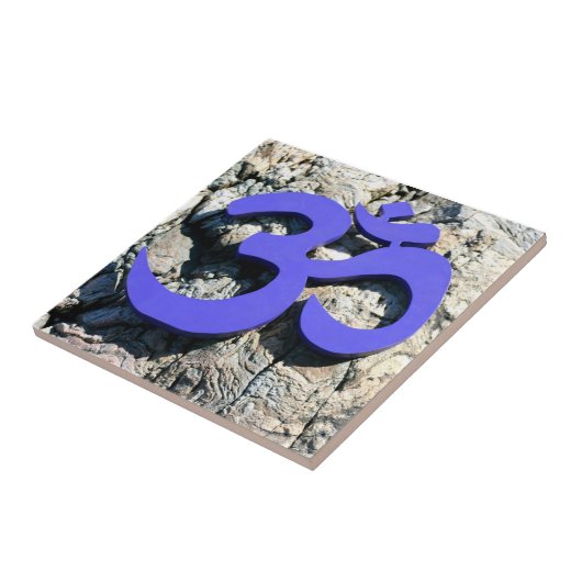 Carreau tuile bleue Om (Côté)