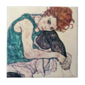 Carreau Tuile de femme posée par Schiele d'Egon (Devant)