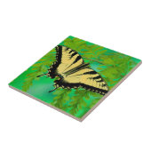 Carreau Un papillon swallowtail atterrissant (Côté)