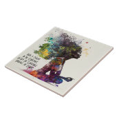 Carreau Une Femme Inspirée Embrasse La Carrelage En Cérami (Côté)