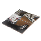 Carreau Une voiture classique Studebaker Silver Hawk garée (Côté)