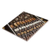 Carreau Variété de pralines artisanales de chocolat (Côté)