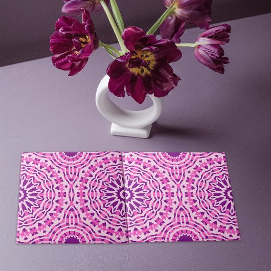 Carreau Vibrant rose violet et blanc Motif marocain