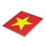 Carreau Vietnam Drapeau étoile jaune Tile<br><div class="desc">Drapeau du Vietnam. Conception sur carrelage en céramique. Vêtements assortis,  accessoires,  produits de bureau,  produits maison et plus...  N'oubliez pas toute la collection.</div>