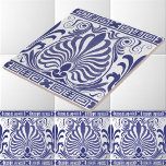 Carreau Vintage Blue and White Greek Frieze Motif<br><div class="desc">Il s'agit d'un imprimé bleu et blanc amélioré numériquement dérivé d'une illustration vintage de conception de frise grecque antique. Vous pouvez customiser la couleur arrière - plan.</div>