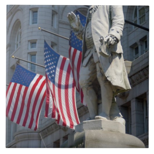 Carreau Washington, C.C, statue de Benjamin Franklin (Devant)