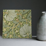 Carreau William Morris<br><div class="desc">William Morris Pimpernel Floral Vintage Art Wallpaper Design William Morris quoi que ce soit sur English textile designer, artist, writer, and socialist associated with the Pre-Raphaelite Brotherhood and British Arts and Crafts Movement. He founded a design firm in partnership with the artist Edward Burne-Jones, and the poet and artist Dante...</div>