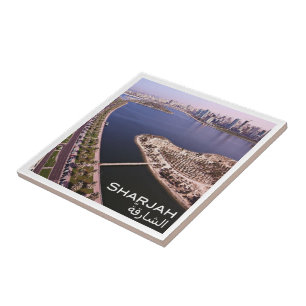 Carreau zAE016 Panorama de Charjah, Émirats arabes unis,