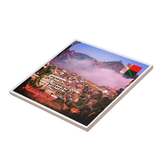 Carreau zMG004 MADAGASCAR, Panorama, Afrique, (Côté)