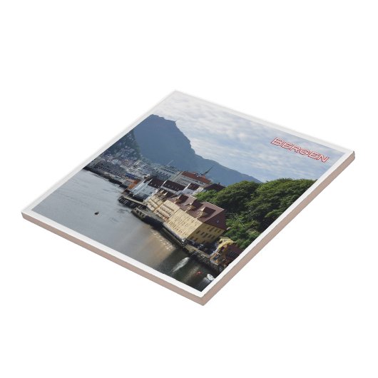 Carreau zNO060 Marina BERGEN, Norvège, Europe, (Côté)